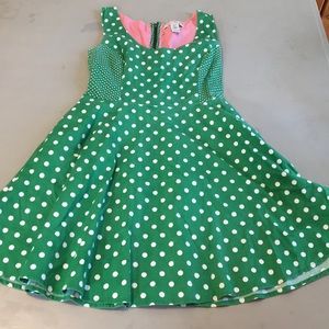 Green and white polka dot dress!